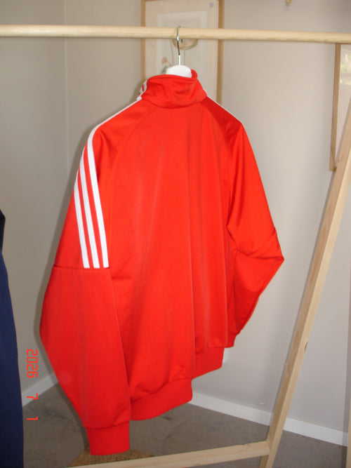Adidasjacka S röd